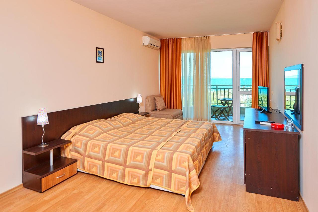 Guest House California Поморіє Екстер'єр фото